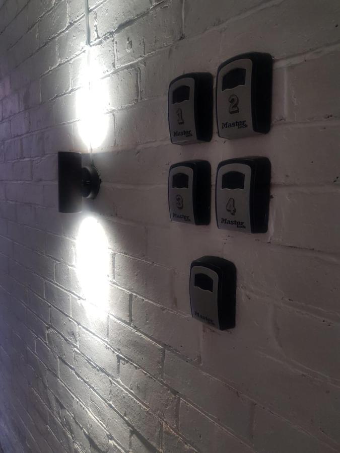 Highfields Living - All Rooms Ensuite- Free Wifi- Free Local Parking Шефилд Экстерьер фото