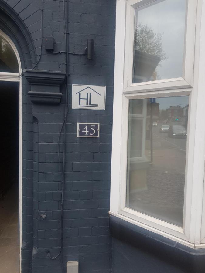 Highfields Living - All Rooms Ensuite- Free Wifi- Free Local Parking Шефилд Экстерьер фото