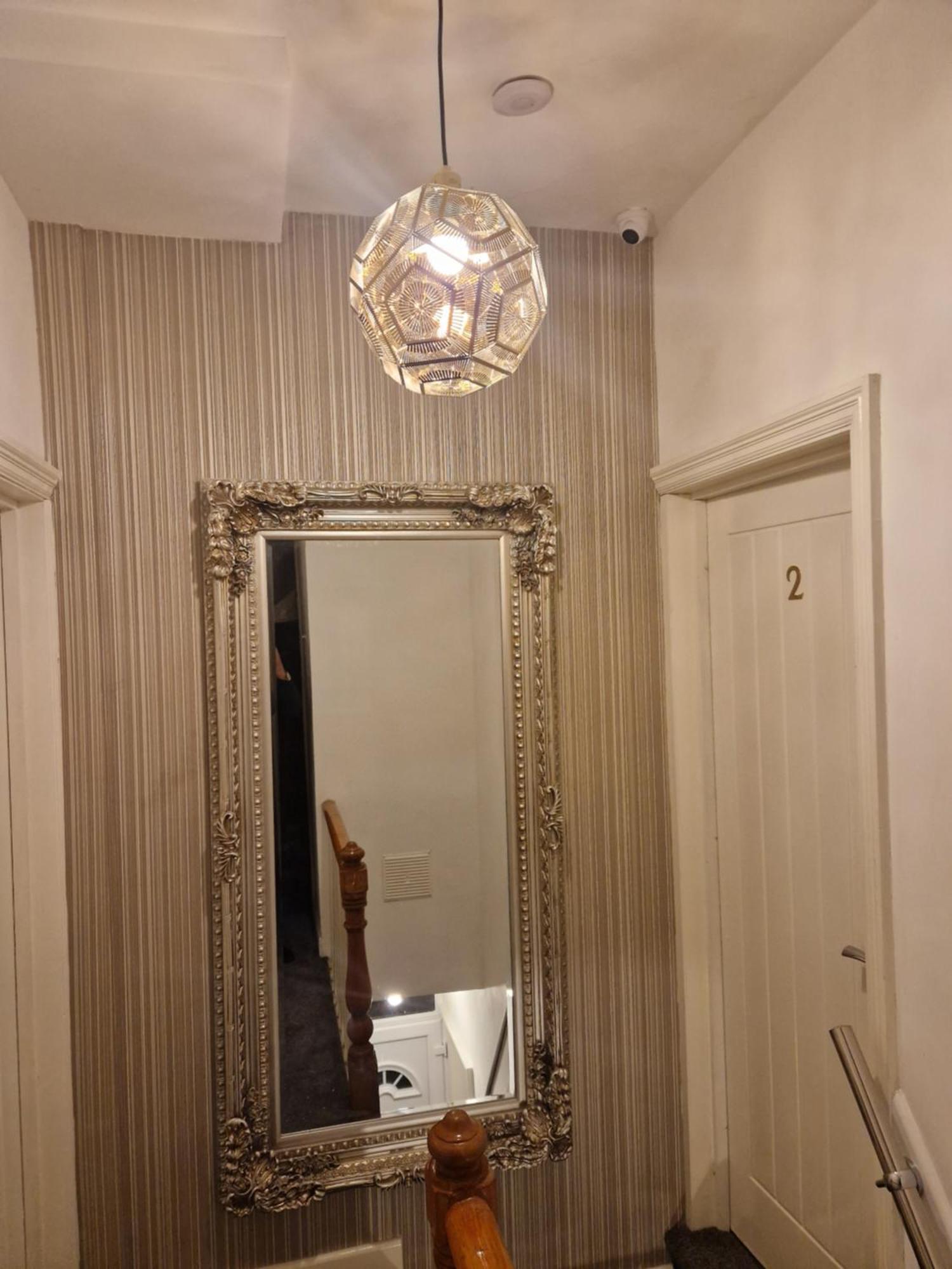 Highfields Living - All Rooms Ensuite- Free Wifi- Free Local Parking Шефилд Экстерьер фото